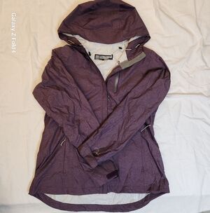 Paradox Plum Hooded Shell Jacket